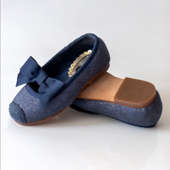 Janie & Jack Gold Shimmer Bow Flats NWOT - Picture 2 of 2